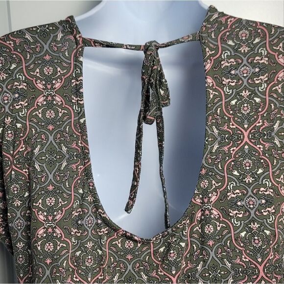 TORRID Super Soft Peplum Top - Picture 5 of 8